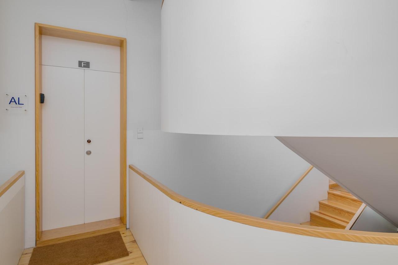 Flores Street Apartments Порто Екстериор снимка