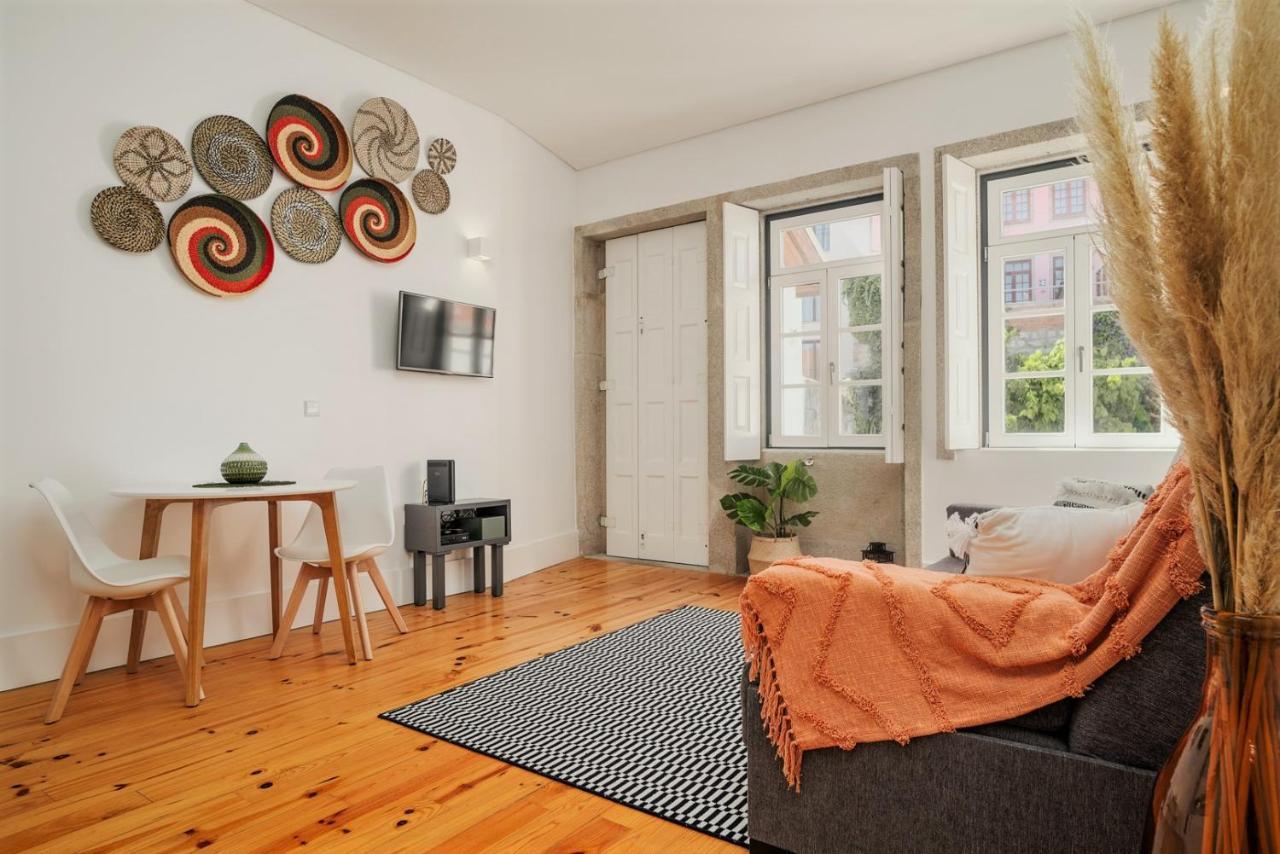 Flores Street Apartments Порто Екстериор снимка