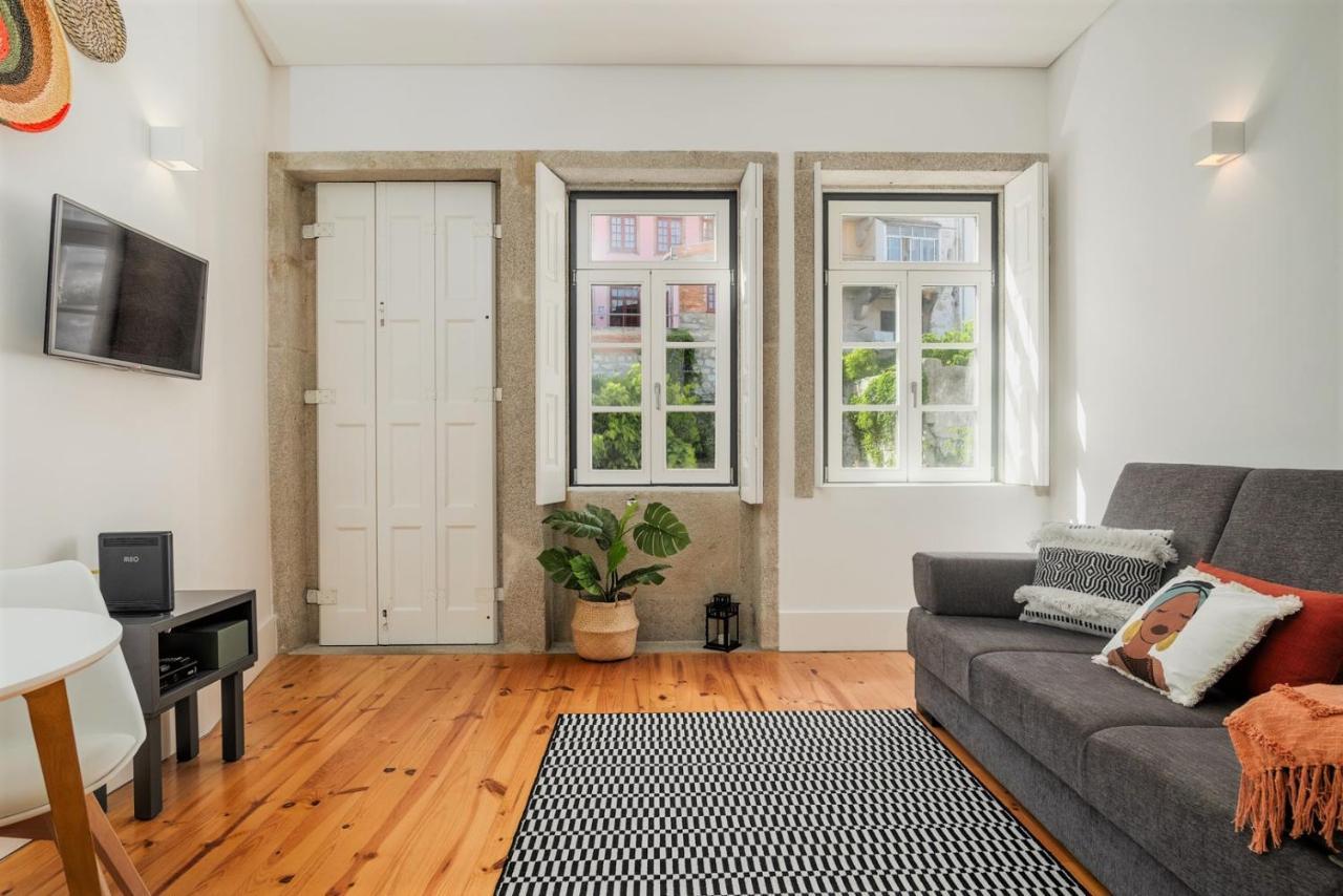 Flores Street Apartments Порто Екстериор снимка