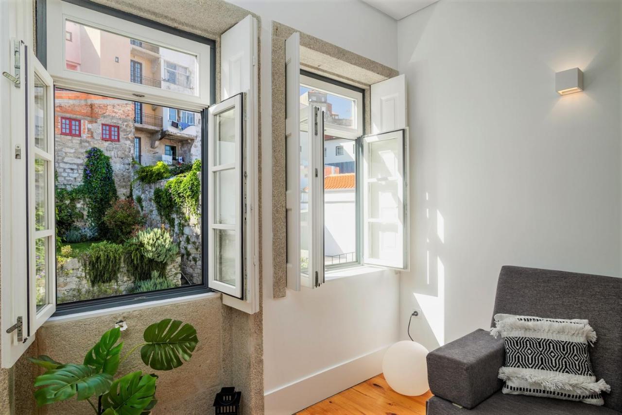 Flores Street Apartments Порто Екстериор снимка