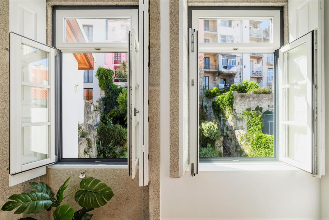 Flores Street Apartments Порто Екстериор снимка